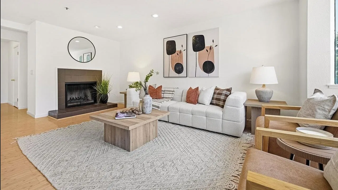 2 bed, 1360 sqft, $5,050 — Photo 3