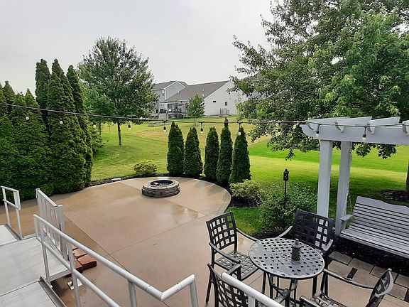 4th image of 281 Butterfly Dr