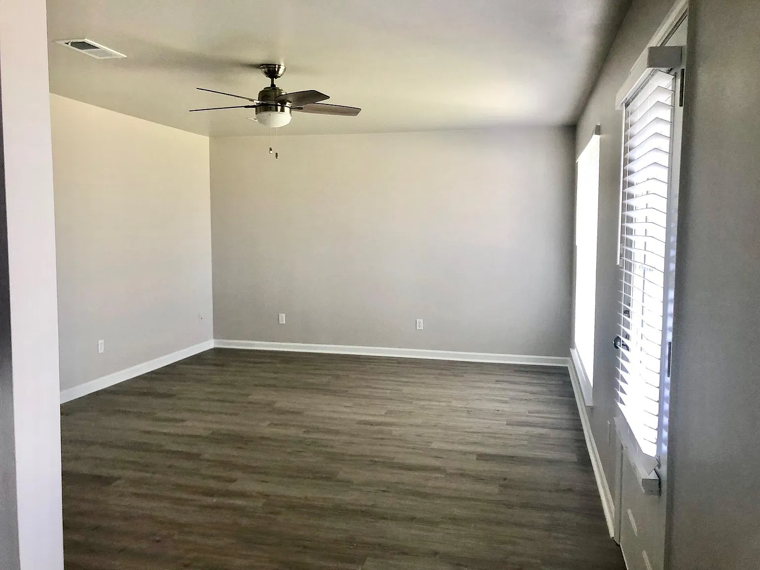 3 bed, 1448 sqft, $1,700 — Photo 3