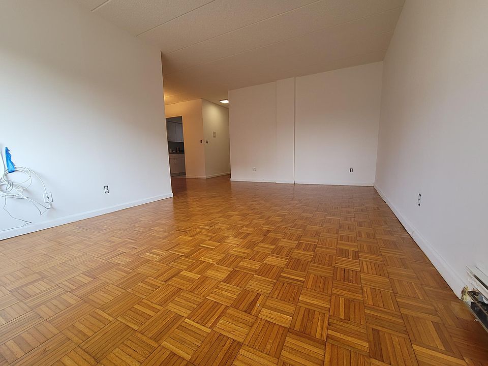 1st image of 14074 34th Ave APT 5C