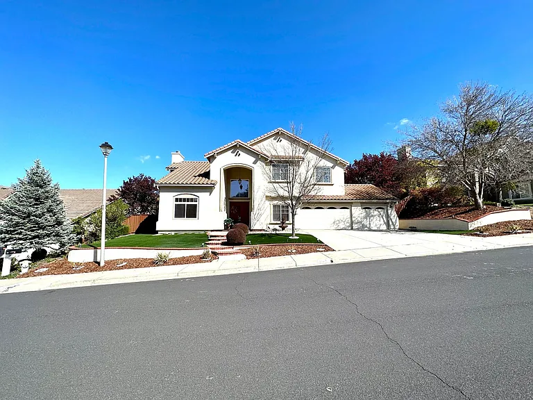 987 Autumn Oak Cir — Photo 3