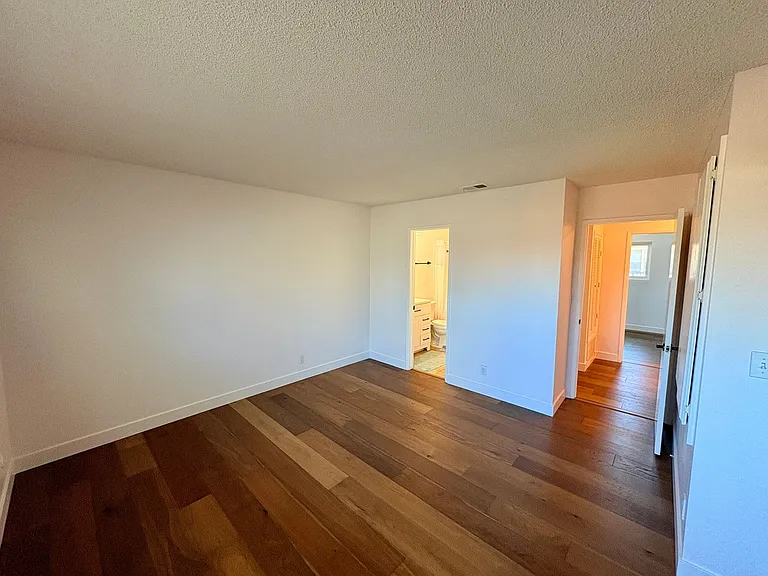 4583 North Ave #2 — Photo 14