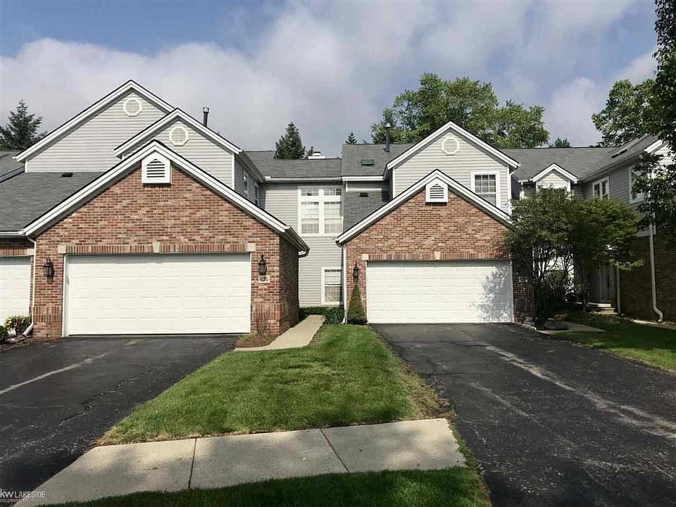 1st image of 1137 Fairways Blvd #1