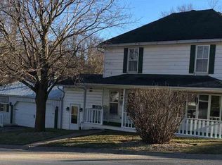 205 E Washington St, Mount Carroll, IL 61053