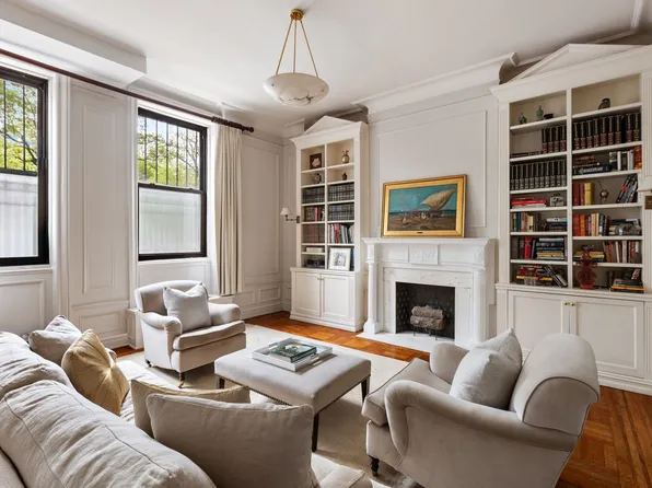 271 Central Park West image 1 of 11