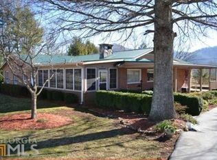 32 Riverview Ln, Dillard, GA 30537