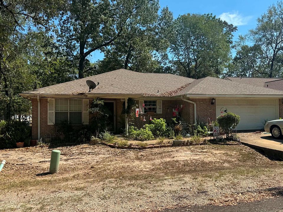 1st image of 267 Broadmoor Dr