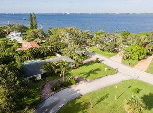 509 Riverside Dr, Melbourne Beach, FL 32951