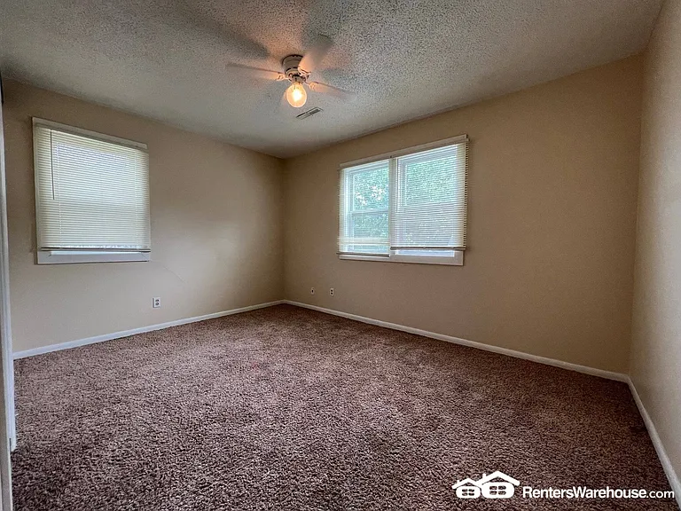 303 S Madison St #12 — Photo 7