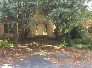 18 Deer Run Trl, Smithfield, RI 02917