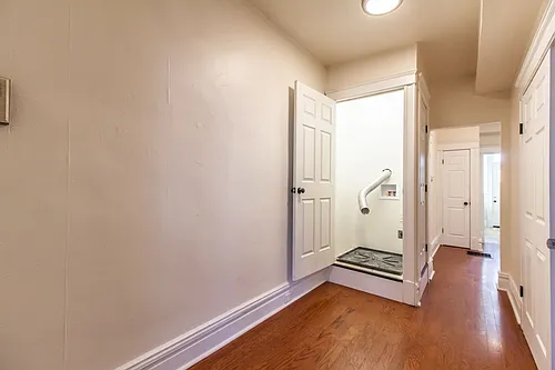 6016 Waterman Blvd #3E Photo 1 6016 Waterman Blvd #3E Photo 1