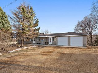 17375 Homestead Rd, Carver, MN 55315