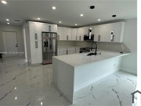 1125 Milwaukee Blvd, Lehigh Acres, FL 33974
