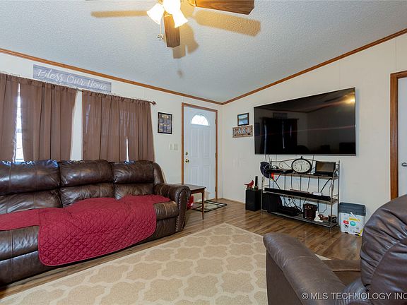2nd image of 82 King Dr