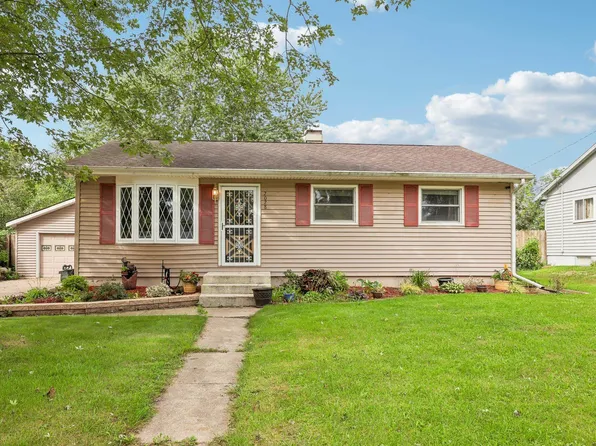 2028 Christilla Dr, Beloit, WI 53511