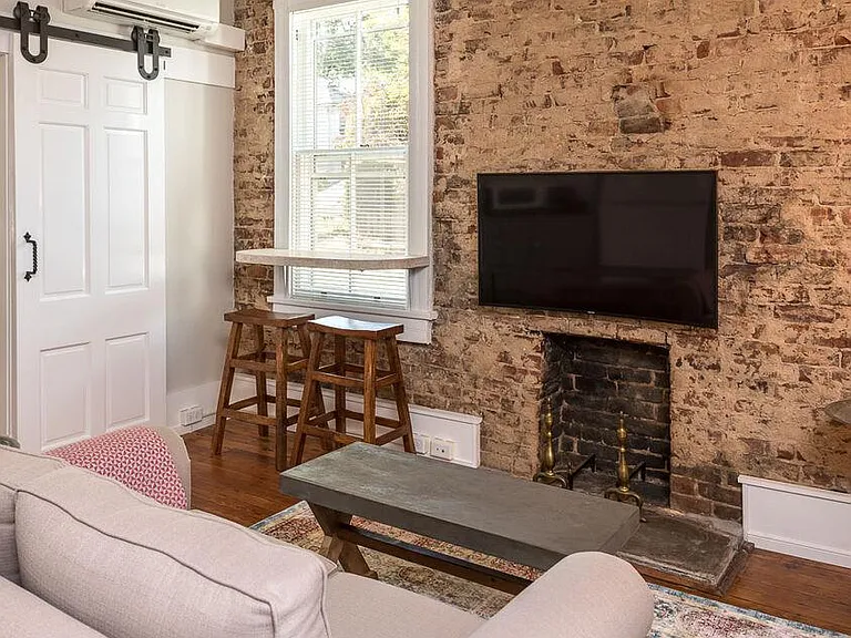829 Belmont Ave #1A — Photo 7