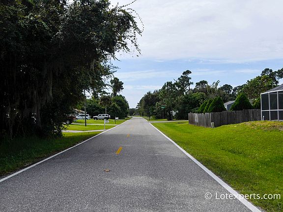 4th image of 3018 Auburn Blvd