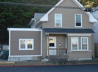 499 Water St, Fitchburg, MA 01420