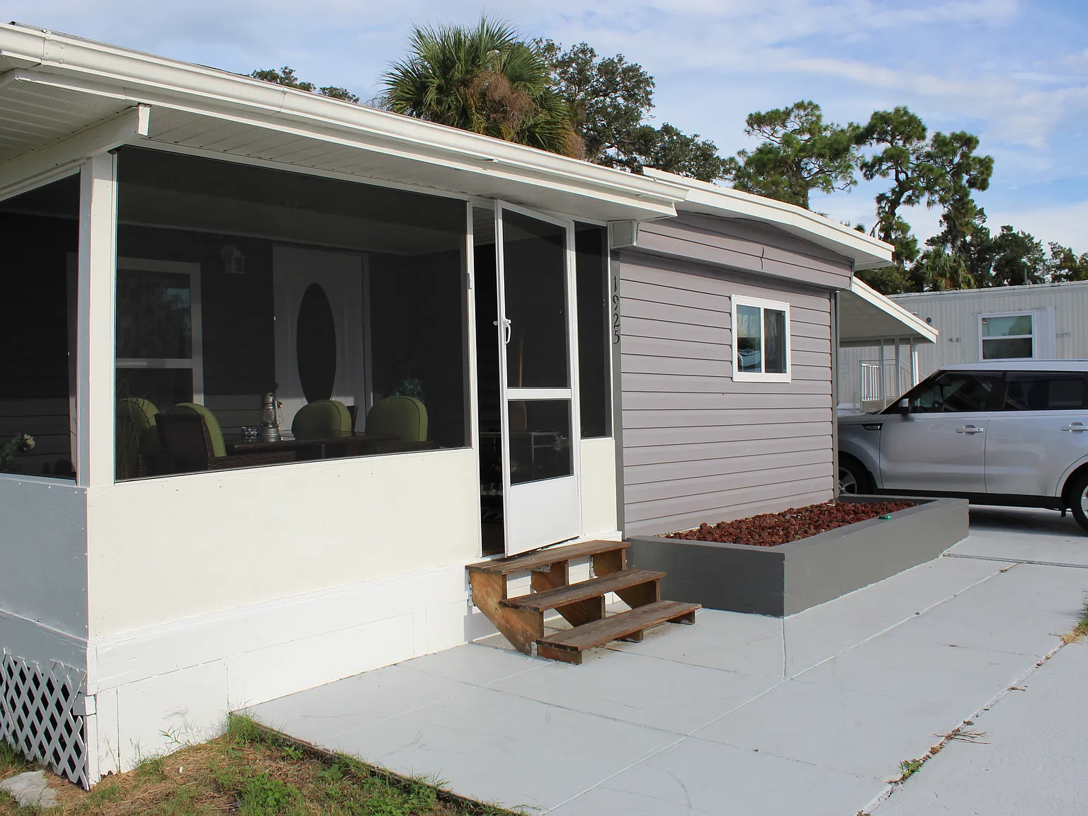 1925 Speck Dr — Photo 1