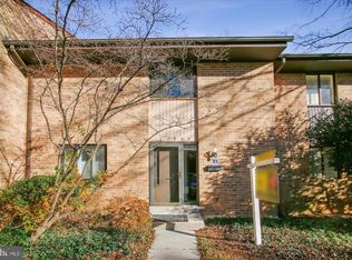 11042 Saffold Way, Reston, VA 20190