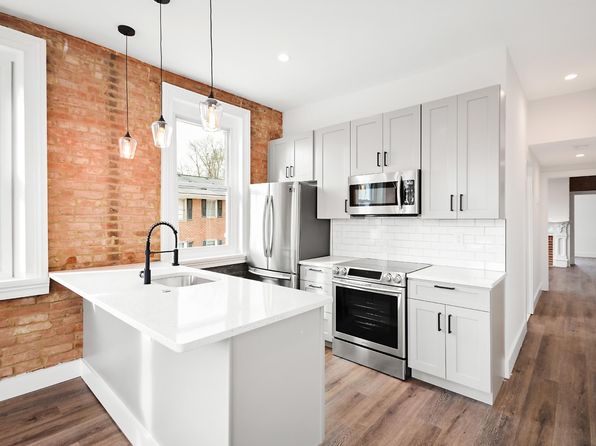 123 W Main St #C