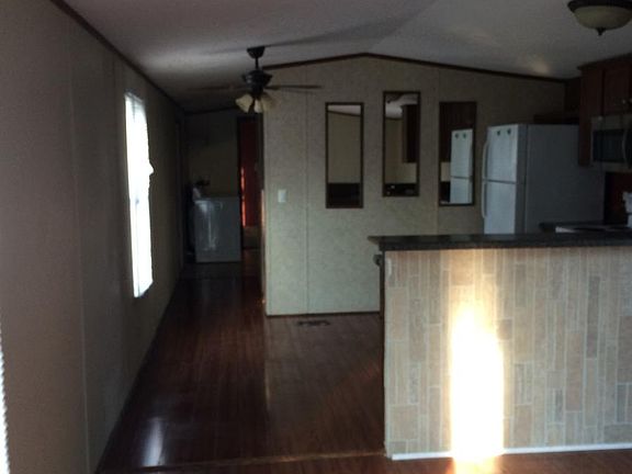 3rd image of 815 Belle Aire St #15