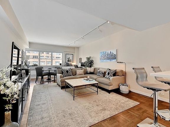 2nd image of 35 Park Ave APT 16D