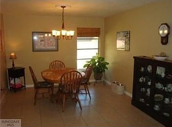 4th image of 1310 Woodstock Dr