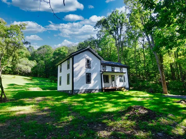 1930 Utica Rd, Utica, PA 16362