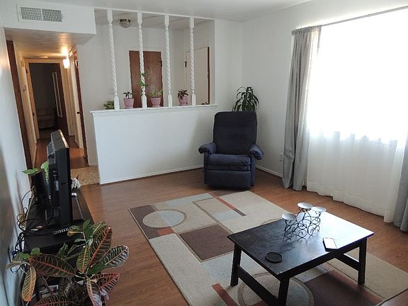 4th image of 8504 Arboleda Dr
