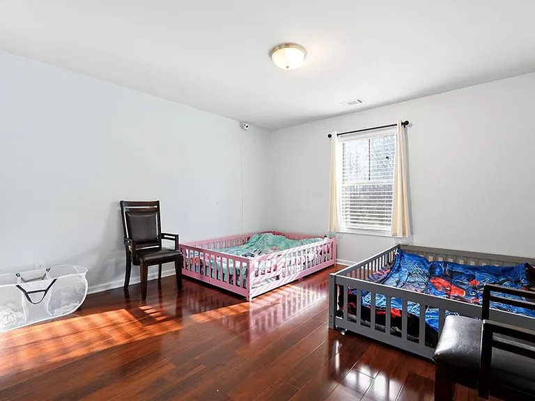 268 Oak Rd — Photo 19