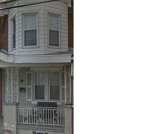 2nd image of 722 E Westmoreland St