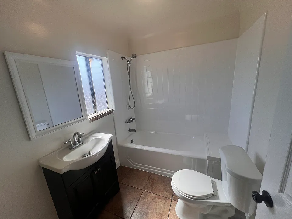 6220 Marbrisa Ave #A