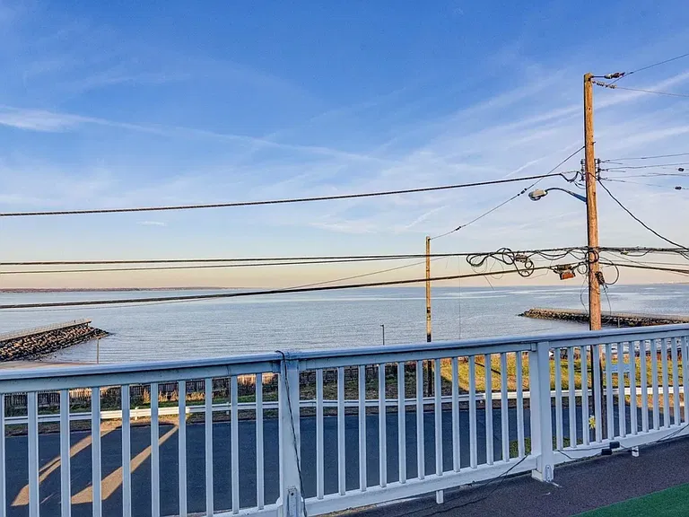 238 Shoreland Cir #238 — Photo 6
