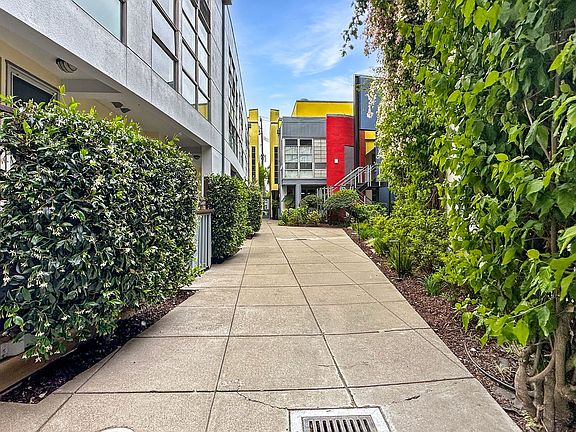 3rd image of 1200 65th St APT 226