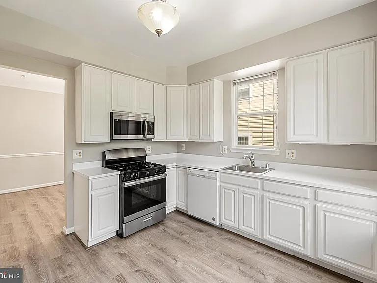20903 Cedarpost Sq #201 — Photo 9
