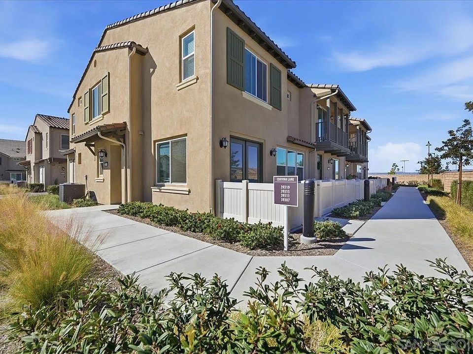 1st image of 39319 Corvina Ln