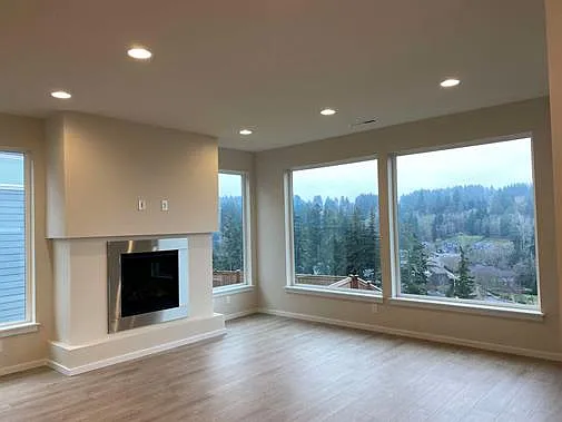 3 bed, 2953 sqft, $4,199 — Photo 3
