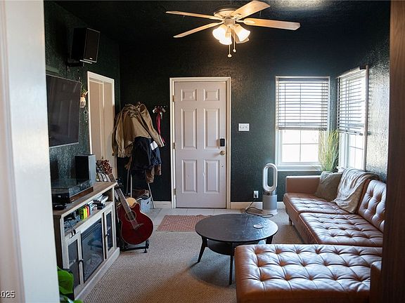 2nd image of 936 Avenue G