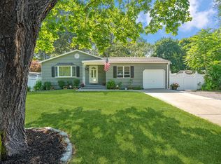 30 Lincoln Ave, Port Jefferson Station, NY 11776
