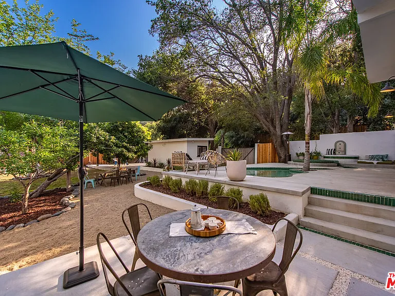 1362 Old Topanga Canyon Rd — Photo 36
