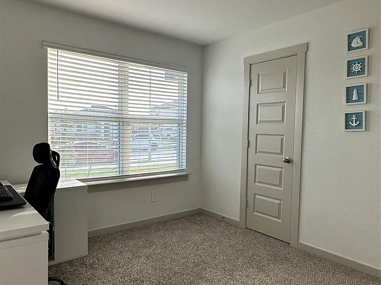 7219 Whispering Leaf St — Photo 11