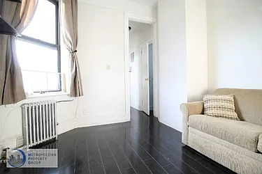 Rented by Metropolitan Property Group