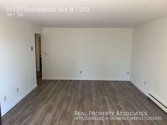 4th image of 10737 Greenwood Ave N #201