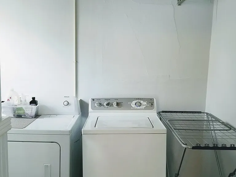 317 Fulton St E #1 — Photo 13
