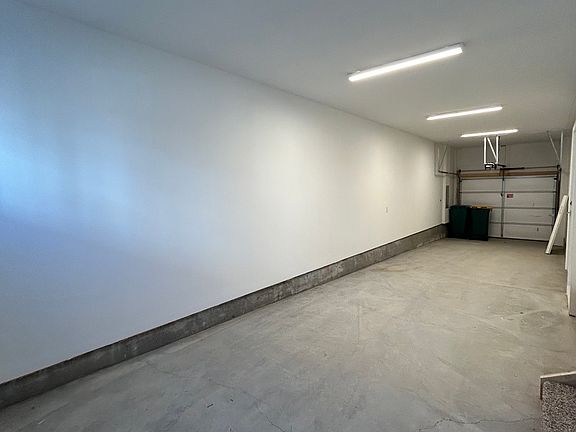 2nd image of 16618 Shoshone Pl