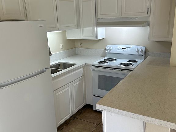 4th image of 3700 E Calle De Ricardo #3