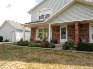 43 Dessie Hts, West Henrietta, NY 14586