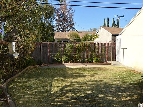 4th image of 5753 Redman Ave