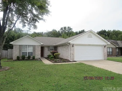4555 Graham Dr Photo 1